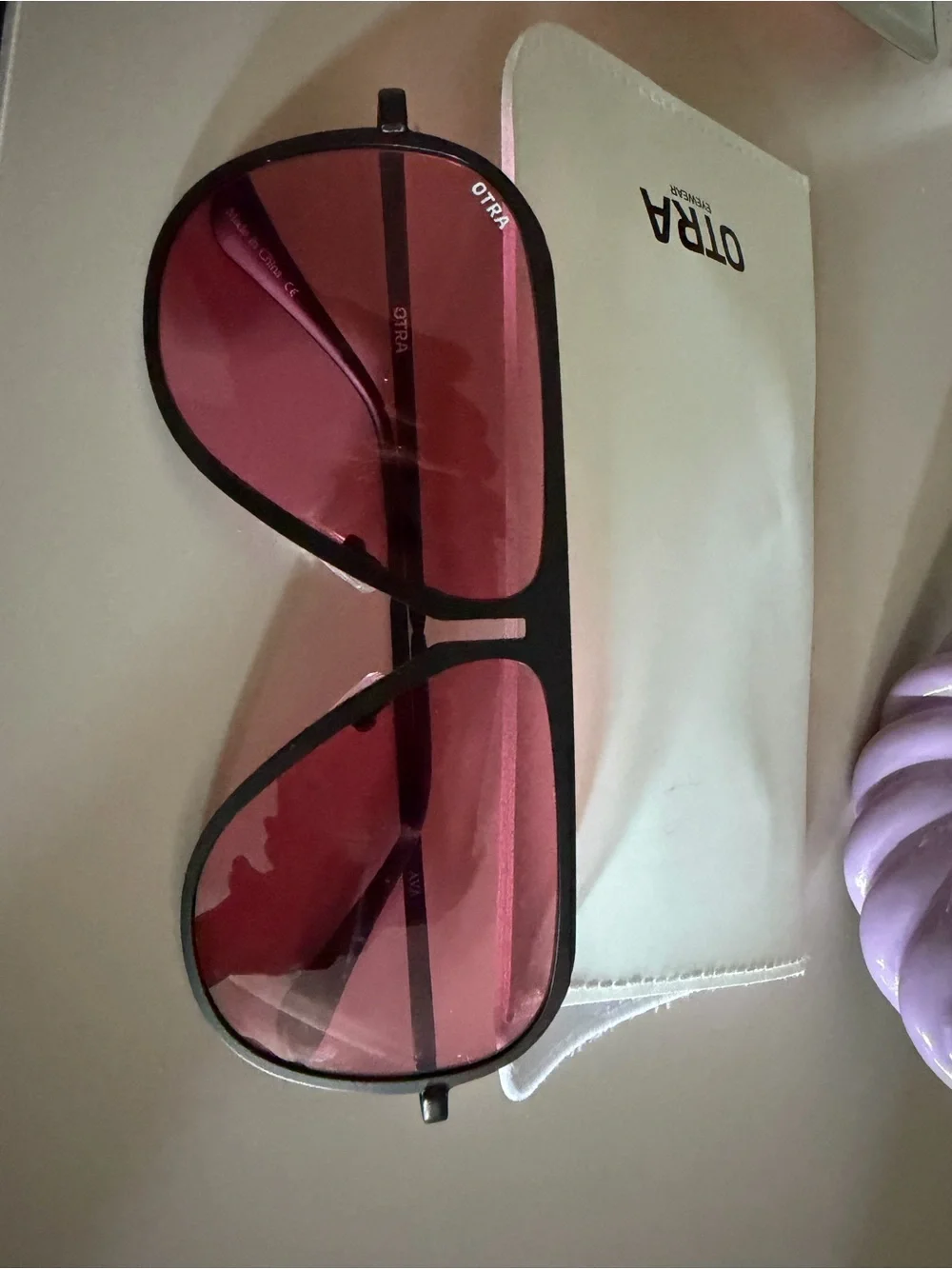 Ava sunglasses pink and black